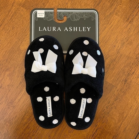 Laura Ashley Slippers - Picture 4 of 8